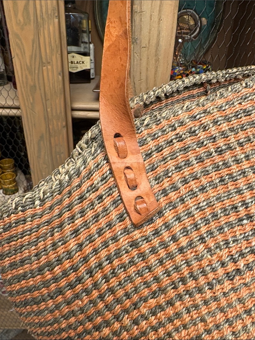 Vintage Sisal Tote Bag with Leather Trim - Picture 6 of 12